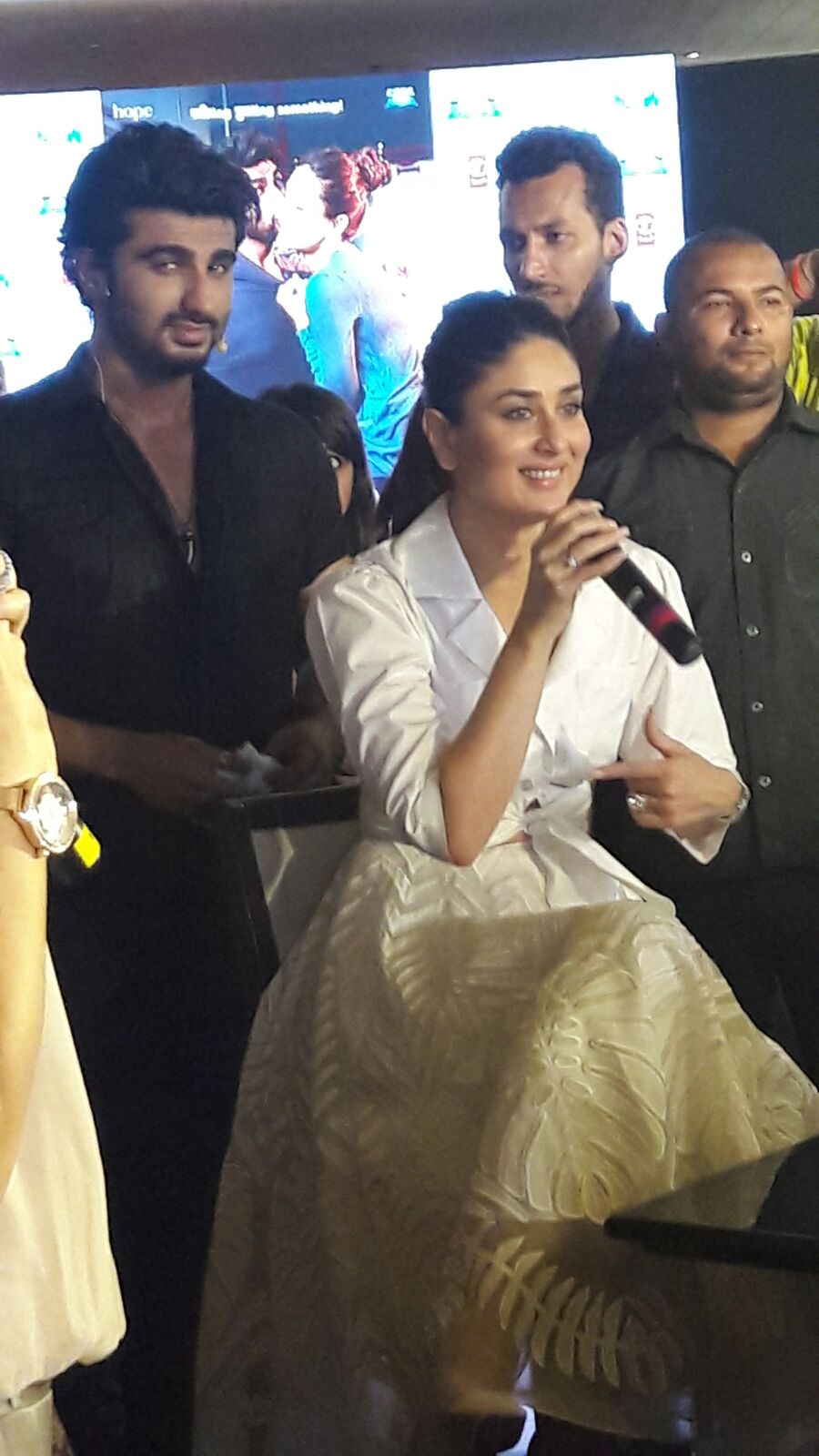 Photos: Arjun Kapoor & Kareena Kapoor Khan at the song launch of 'Ki & Ka'