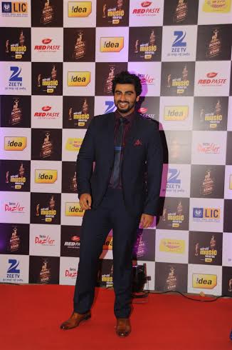 Bollywood Celebrities at 8th Mirchi Music Awards