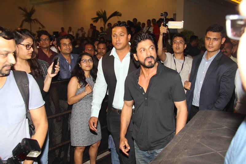 Shah Rukh Khan at Trailer launch event of movie 'Fan'