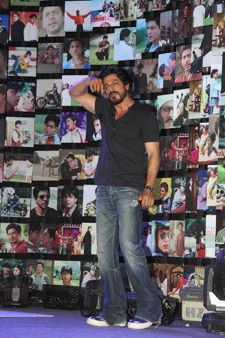 Shah Rukh Khan at Trailer launch event of movie 'Fan'