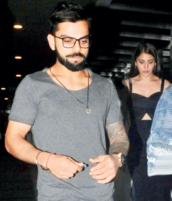 Virat Kohli & Anushka Sharma