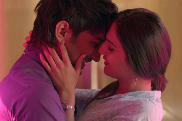 Sushant Singh Rajput and Vaani Kapoor in 'Shudhdh Desi Romance'