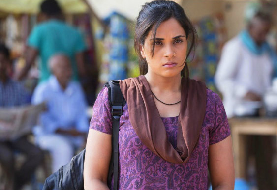 Richa Chadha on Politicians and artists