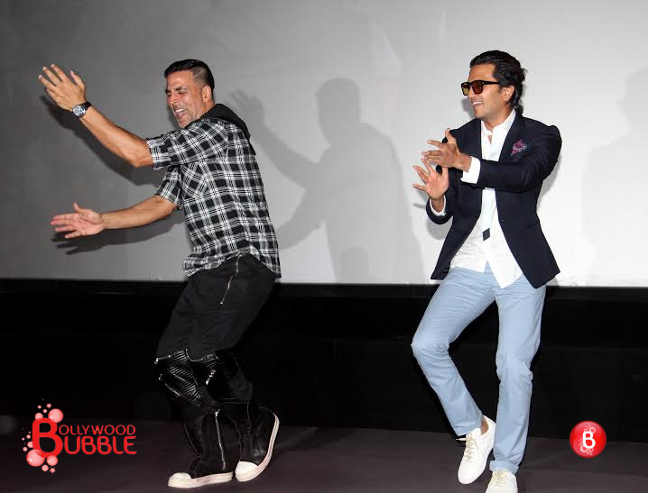 Akshay Kumar, Riteish Deshmukh and 'Housefull 3' team at trailer launch