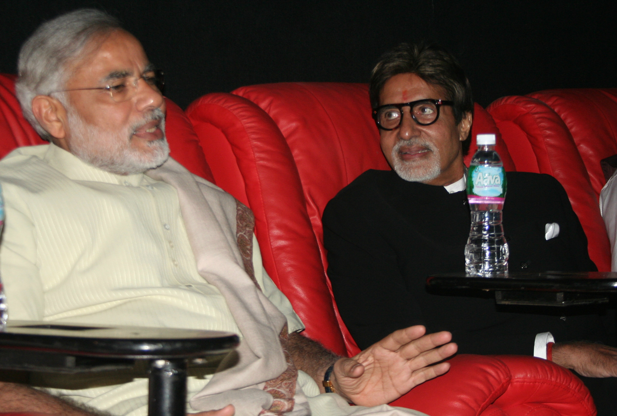 Amitabh Bachchan to host a segment of Narendra Modi's bash