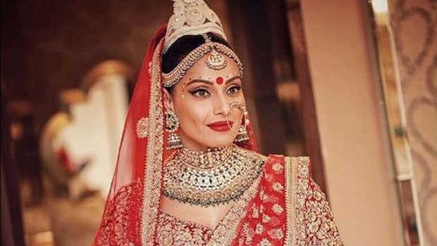 Candid pictures from Bipasha-Karan's DREAMY wedding! - Rediff.com