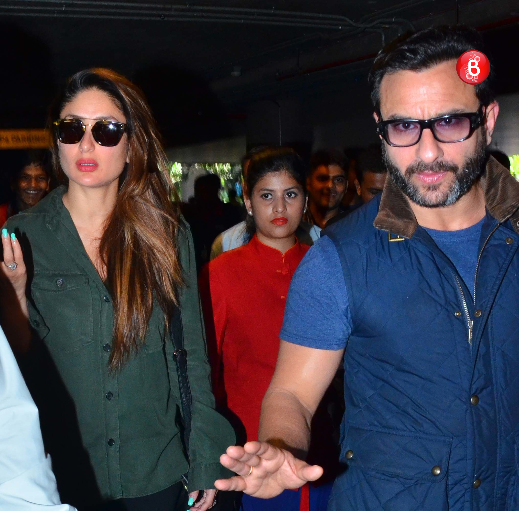 Saif Ali Khan and Kareena Kapoor Khan snapped at Mumbai airport