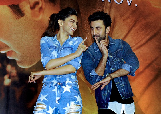 Ranbir Kapoor and Deepika Padukone dancing together