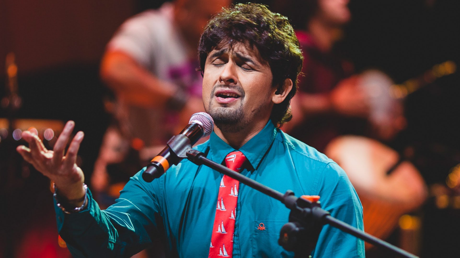 Sonu Nigam on singing for a viral video