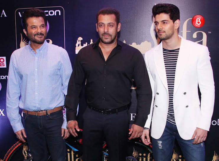Salman Khan, Tiger Shroff and other celebs attend IIFA 2016 press conference