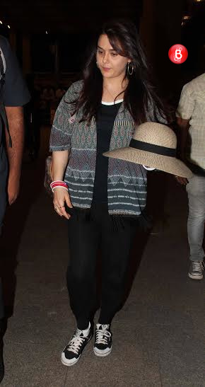 Preity Zinta, Gene Goodenough spotted at airport