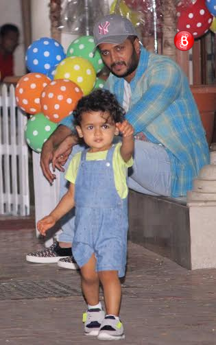 Shilpa Shetty Kundra's son Viaan Kundra celebrates his 4th Birthday with his friends