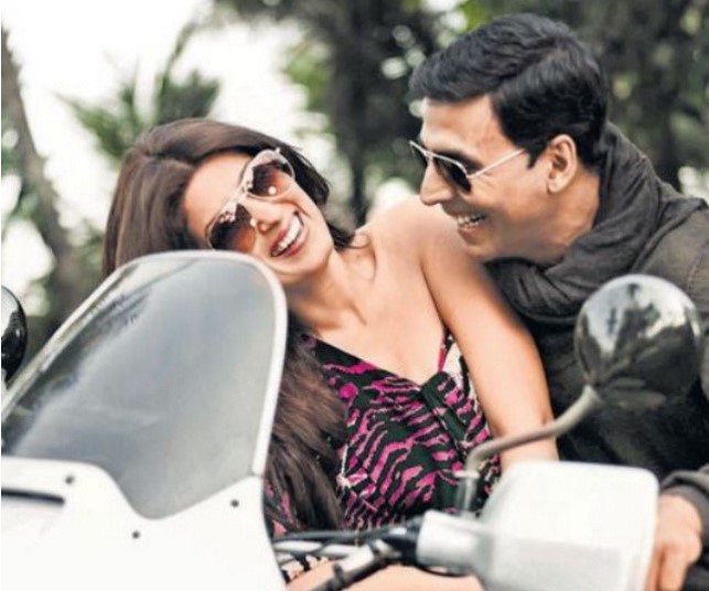 In Pictures: Akshay Kumar and Twinkle Khanna give us major relationship  goals - Bollywood Bubble