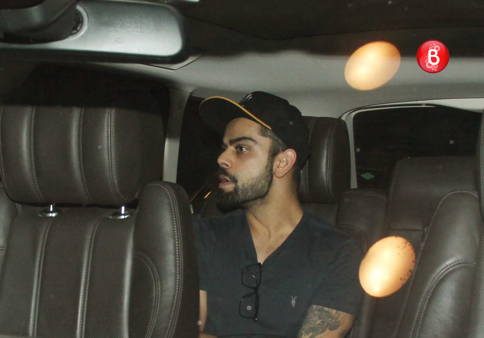 Virat Kohli, Anushka Sharma snapped together at Mumbai airport