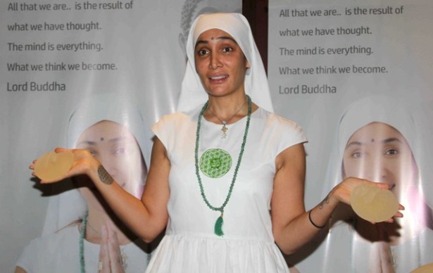 Sofia Hayat reveals silicon removed from her press meet