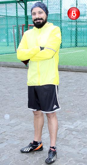 Ranbir Kapoor, Aditya Roy Kapur and other celebs practice football