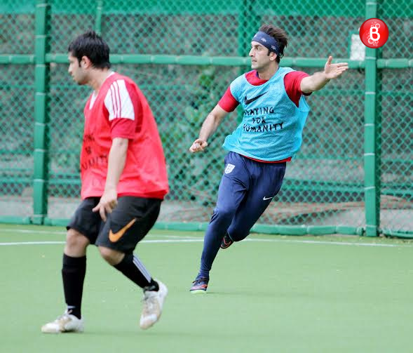 Ranbir Kapoor, Aditya Roy Kapur and other celebs practice football