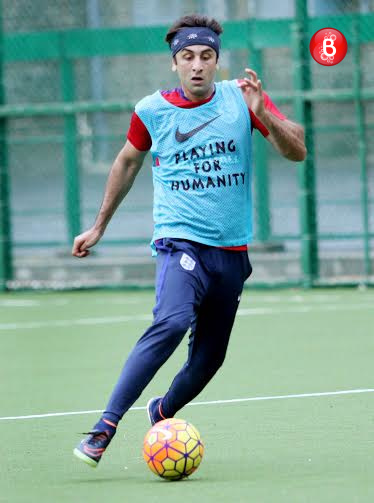 Ranbir Kapoor, Aditya Roy Kapur and other celebs practice football