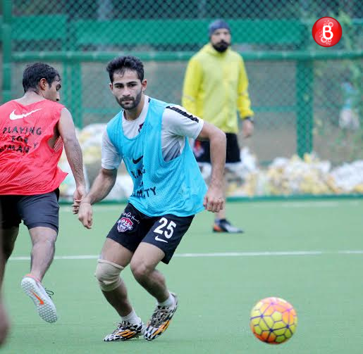 Ranbir Kapoor, Aditya Roy Kapur and other celebs practice football