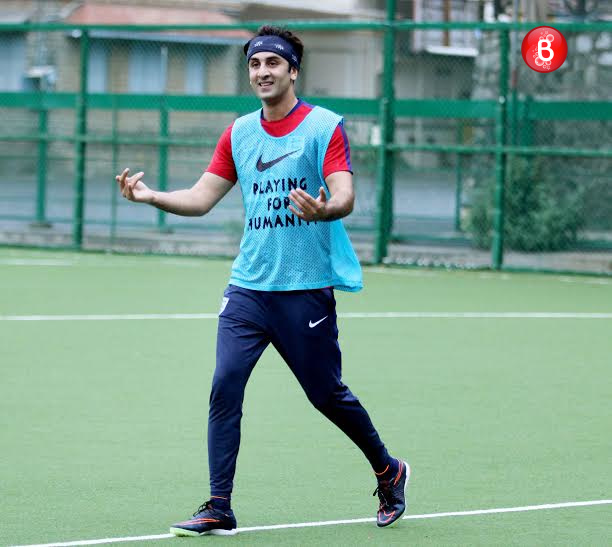 Ranbir Kapoor, Aditya Roy Kapur and other celebs practice football