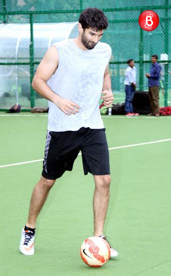 Ranbir Kapoor, Aditya Roy Kapur and other celebs practice football