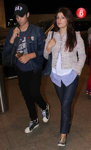 Akshay Kumar snapped at Airport with his family