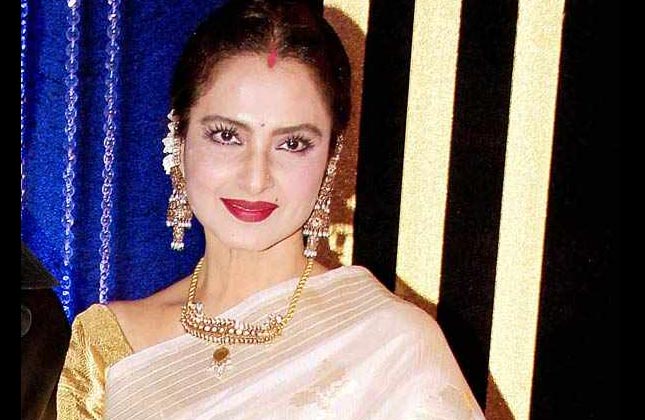 Rekha's 'sindoor' stirred up a huge controversy