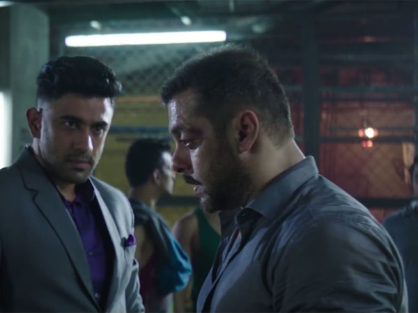Amit Sadh gets a special gift from Salman