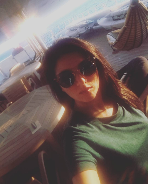 Bhagyashree clicks a selfie in Greece