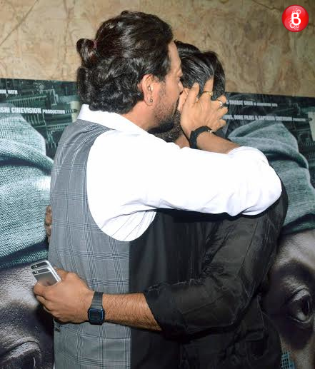 Irrfan Khan gives a pappi to Ranveer