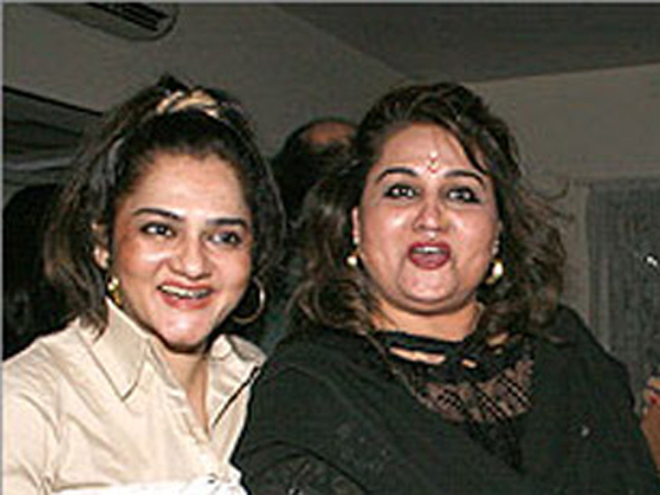 Reena Roy with daughter Sanam