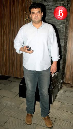 Siddharth Roy Kapur snapped outside Aamir Khan's residence
