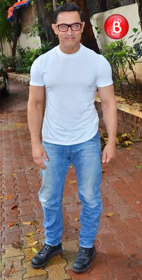 Aamir Khan's pictures as he celebrates Eid with media