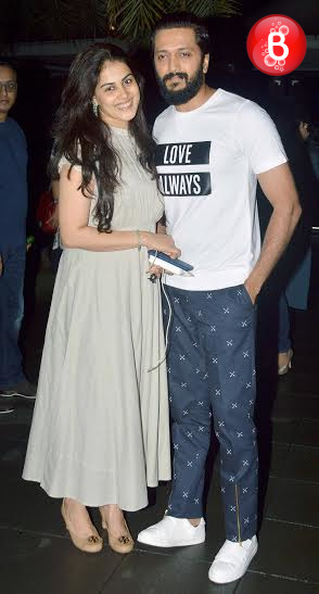 Riteish Deshmukh and Genelia Deshmukh snapped after dinner date at BKC