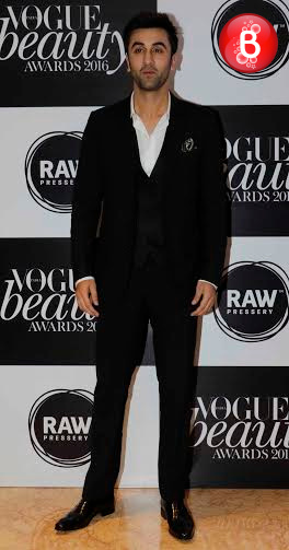Ranbir Kapoor snapped at Vogue Beauty Awards 2016