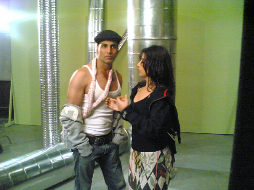 Akshay Kumar and Vidya Balan in Heyy Babyy