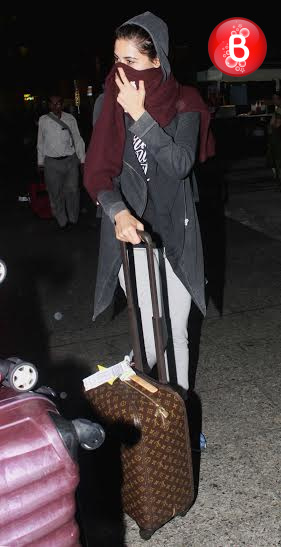 Nargis Fakhri returns to Mumbai and is snapped at Mumbai airport