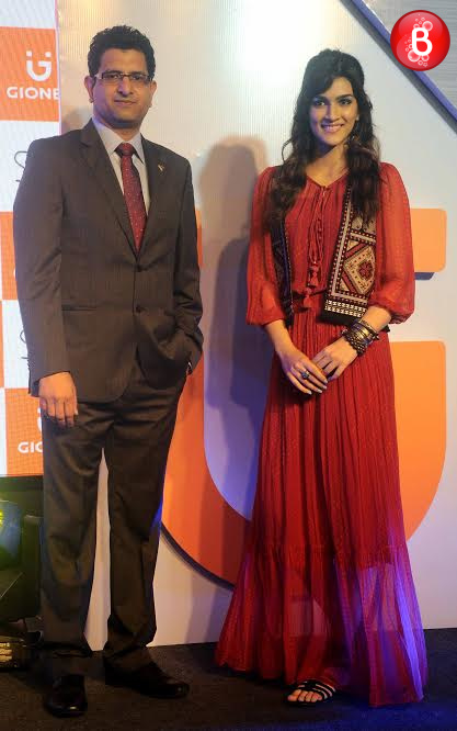 kriti Sanon at Gionee smartphone launch event