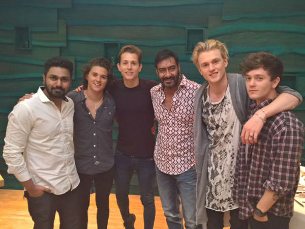 Ajay Devgn with The Vamps