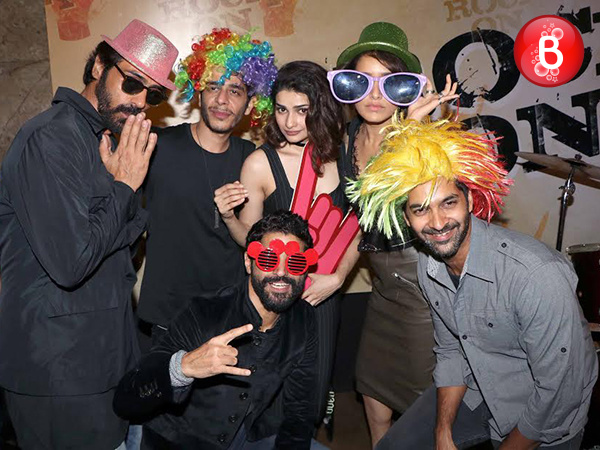 Farhan Akhtar, Arjun Rampal, Shraddha Kapoor, Prachi Desai, Purab Kohli and Shashank Arora at 'Rock On!! 2' teaser launch event