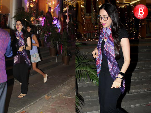 Karisma Kapoor is snapped with her daughter Samaira Kapoor