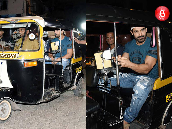 John Abraham visits Gaiety Galaxy in auto to see 'Force 2'