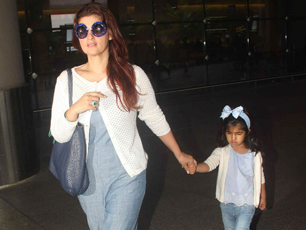 Twinkle Khanna and Nitara's new picture from Cape Town