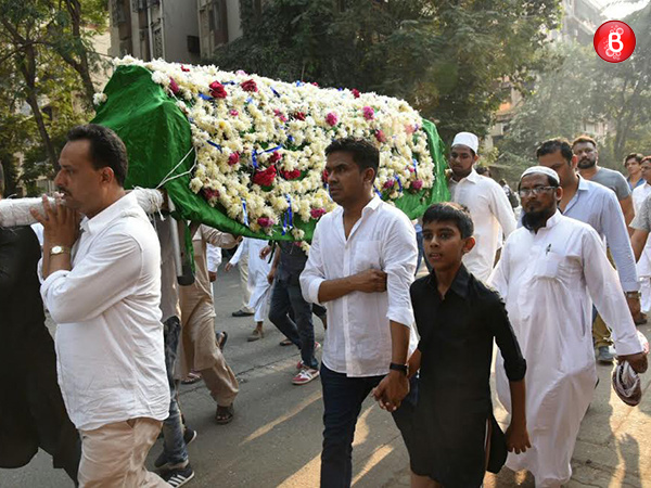 Mushtaq Shiekh snapped during his father's funeral