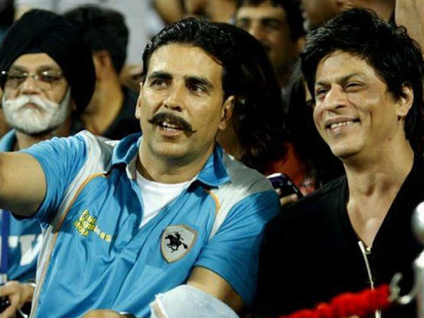 Akshay Kumar and Shah Rukh Khan message