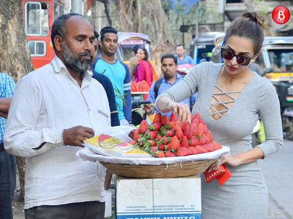 Malaika Arora Khan is spotted picking up strawberries