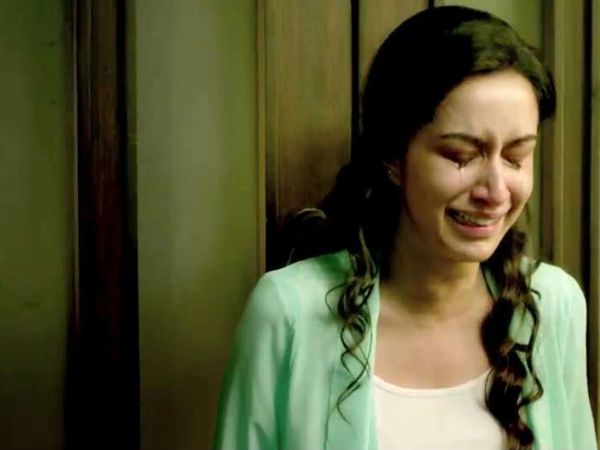 Shraddha Kapoor crying