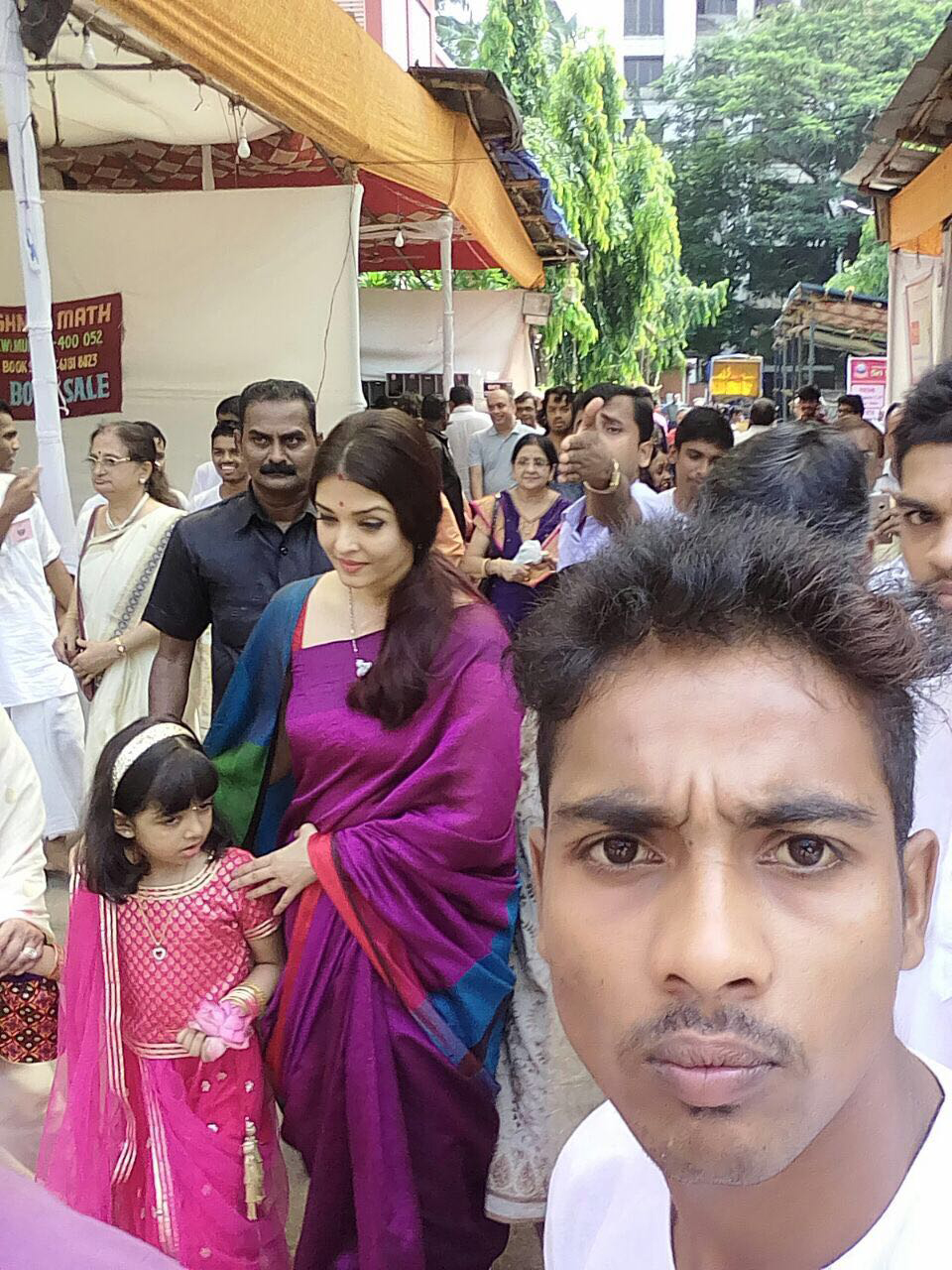 Aishwarya Rai Bachchan at Dirga Puja