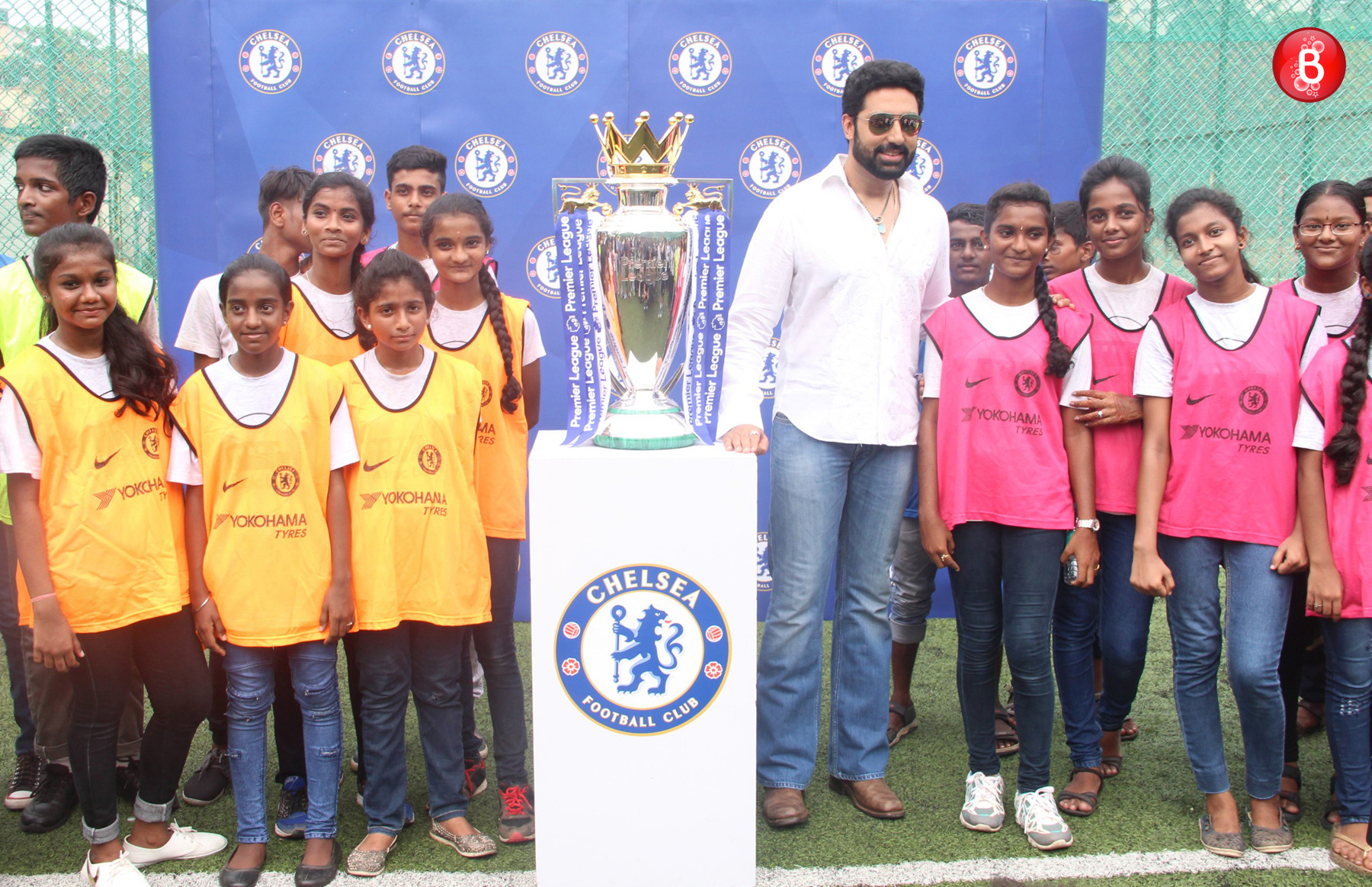 Abhishek Bachchan snapped at St. Andrews' Turf Park