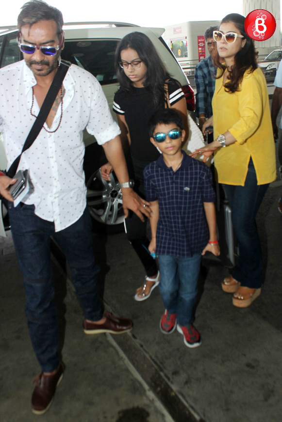 Ajay Devgn and Kajol at airport